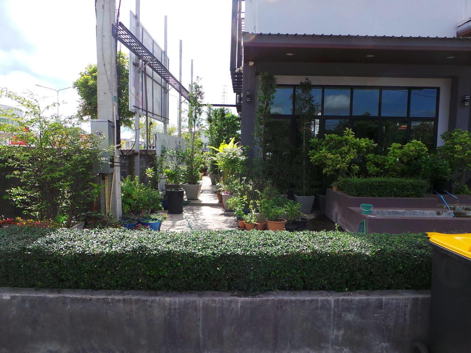 Bird Day Boutique Hotel Mukdahan Eksteriør bilde